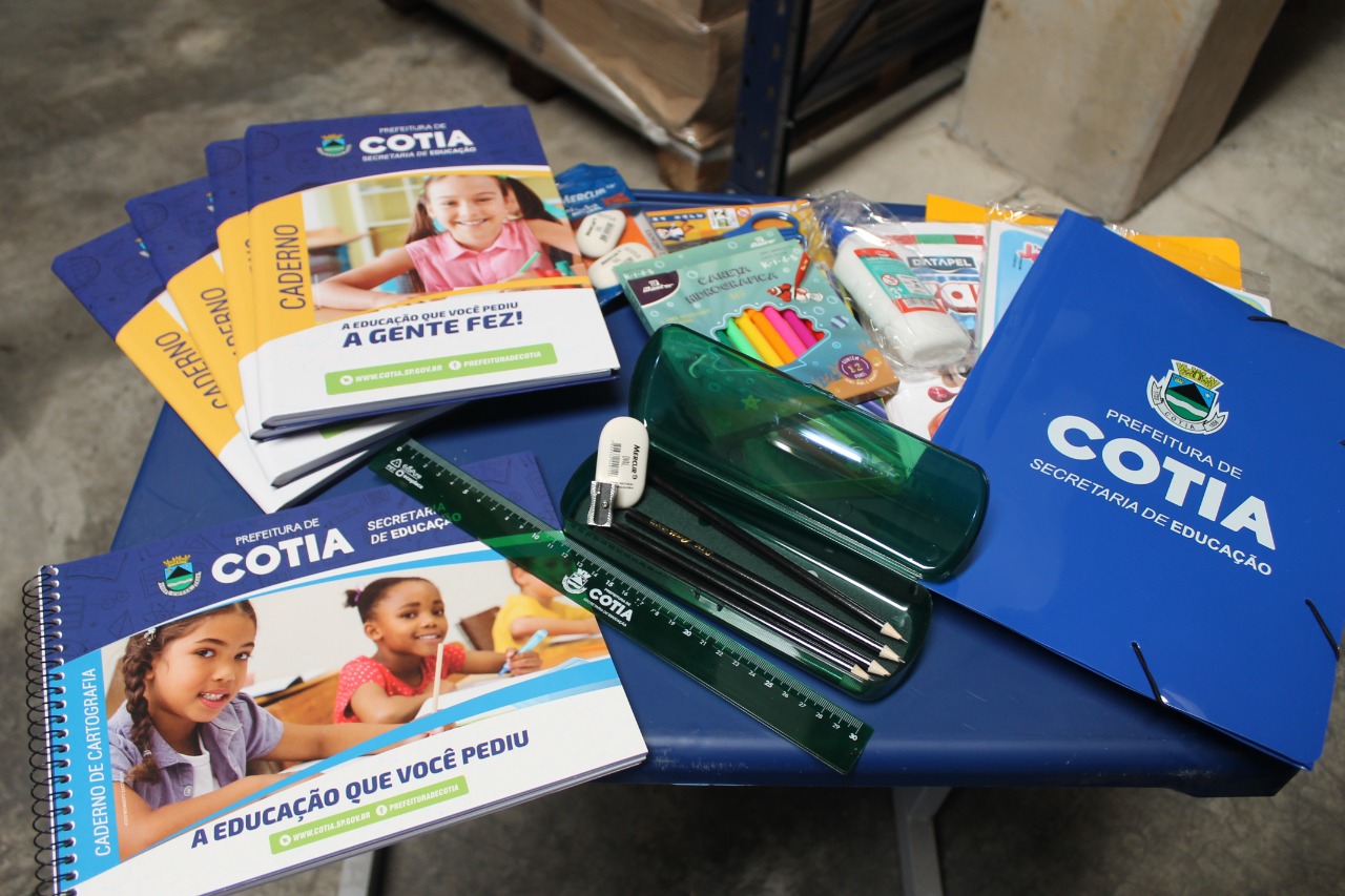 Prefeitura De Cotia Inicia Entrega Do Kit De Material Escolar Para Alunos Da Rede Municipal